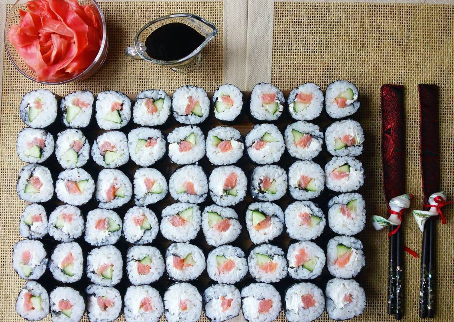 Как вкусно приготовить роллы суши фото 31