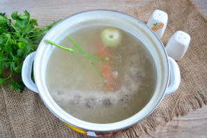 Овощной суп на мясном бульоне - фото шаг 3