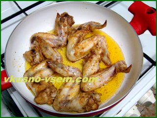  Как приготовить куриные крылышки на сковороде