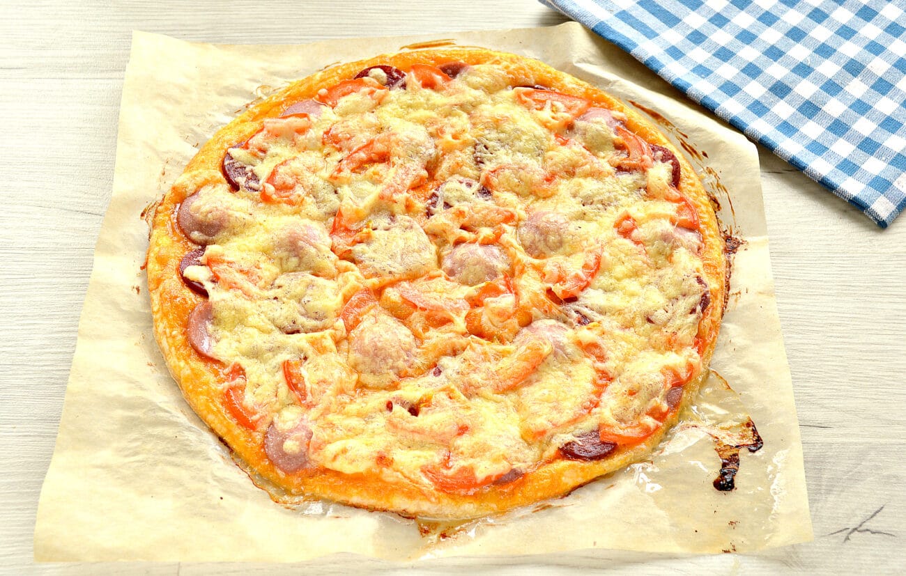 пицца рецепт на сковороде из лаваша с яйцом колбасой и сыром фото 108